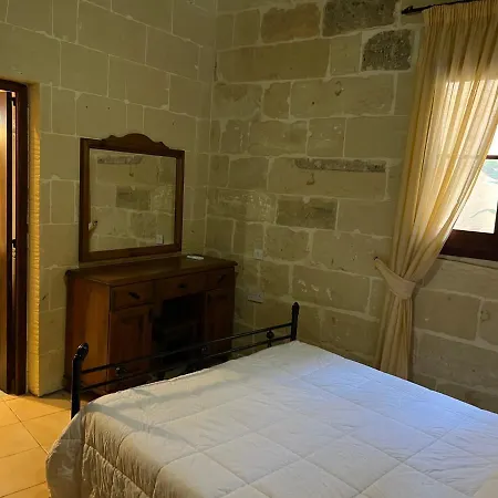 Ta' Ganna Newly Converted Farmhouse With Private Pool Xewkija