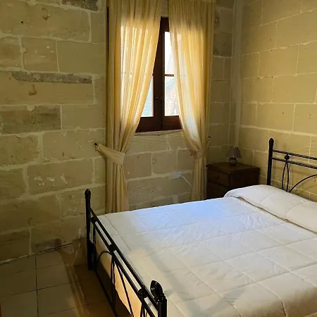 Ta' Ganna Newly Converted Farmhouse With Private Pool * Xewkija