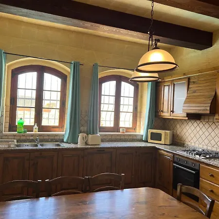 Ta' Ganna Newly Converted Farmhouse With Private Pool Holiday home *