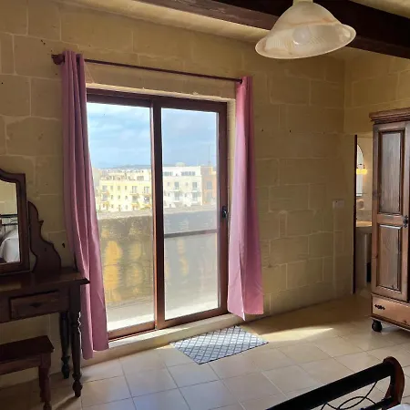 Ta' Ganna Newly Converted Farmhouse With Private Pool Holiday home *
