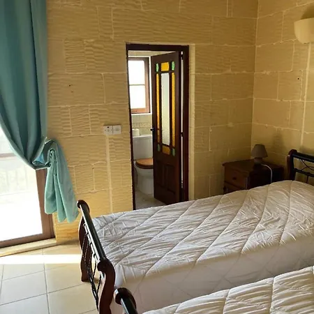 Ta' Ganna Newly Converted Farmhouse With Private Pool