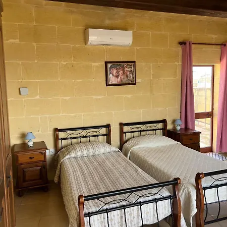 Holiday home Ta' Ganna Newly Converted Farmhouse With Private Pool